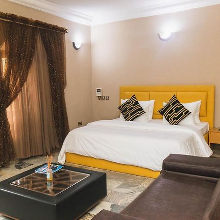 J'S Place Abuja Exterior photo