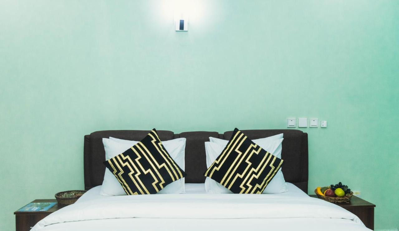J'S Place Abuja Exterior photo
