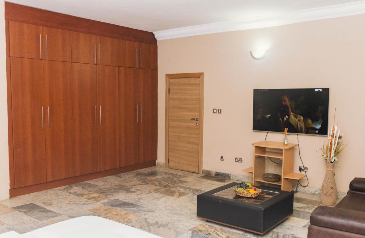 J'S Place Abuja Exterior photo