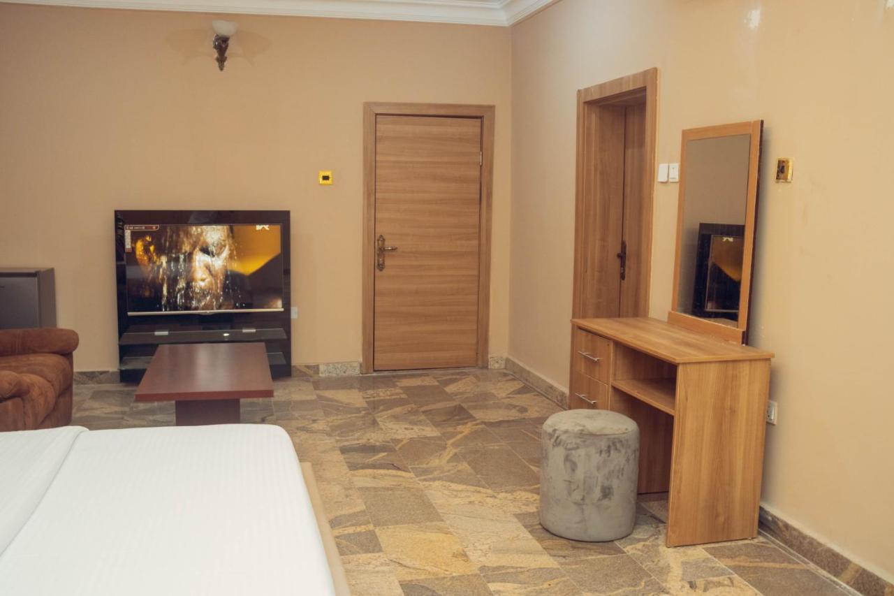 J'S Place Abuja Exterior photo